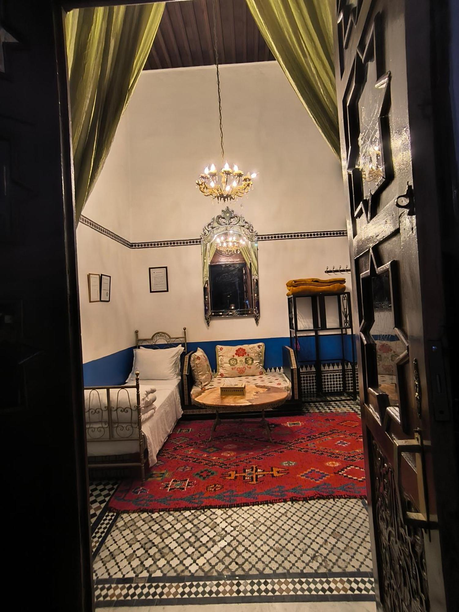 Riad Lalla Zoubida Fez Buitenkant foto