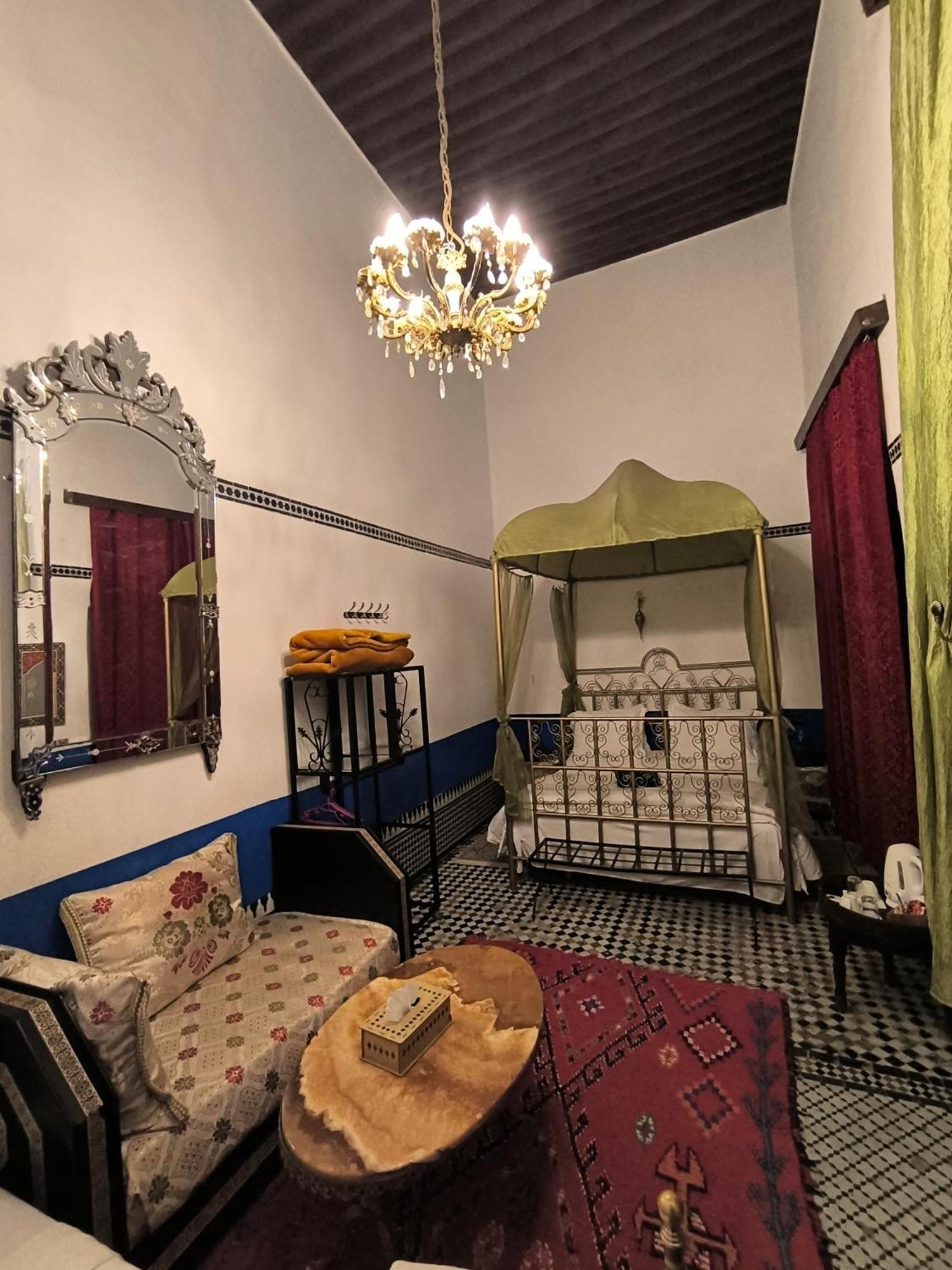 Riad Lalla Zoubida Fez Buitenkant foto