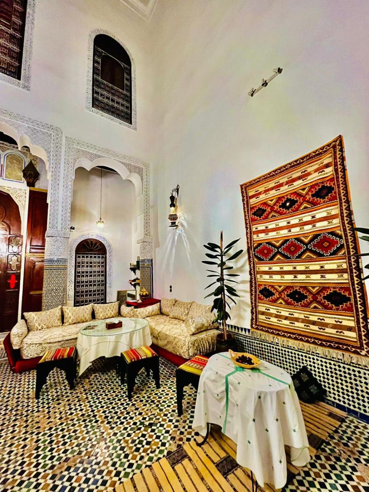Riad Lalla Zoubida Fez Buitenkant foto