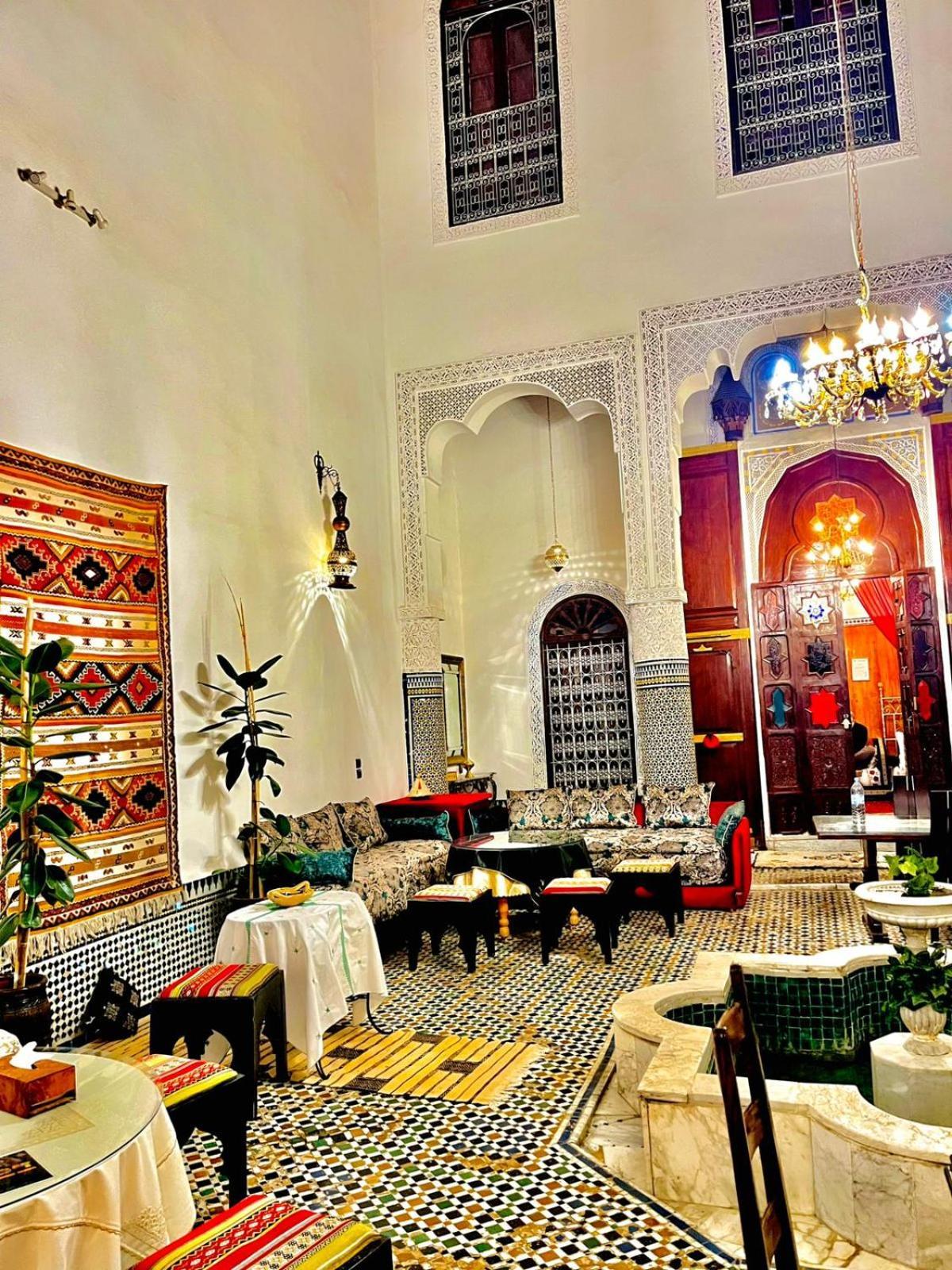 Riad Lalla Zoubida Fez Buitenkant foto