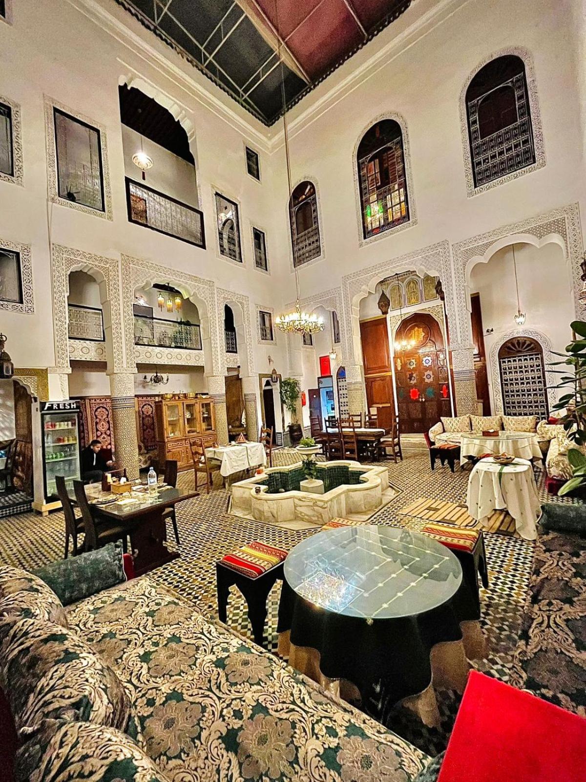 Riad Lalla Zoubida Fez Buitenkant foto
