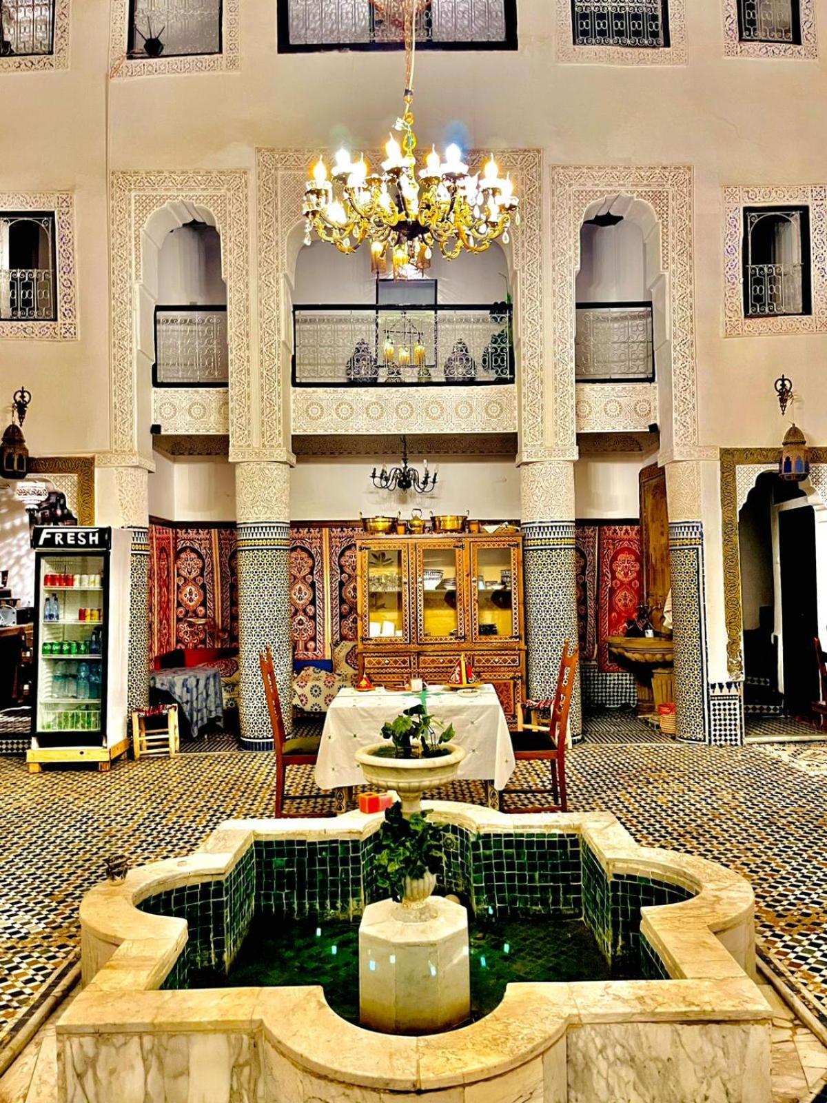 Riad Lalla Zoubida Fez Buitenkant foto