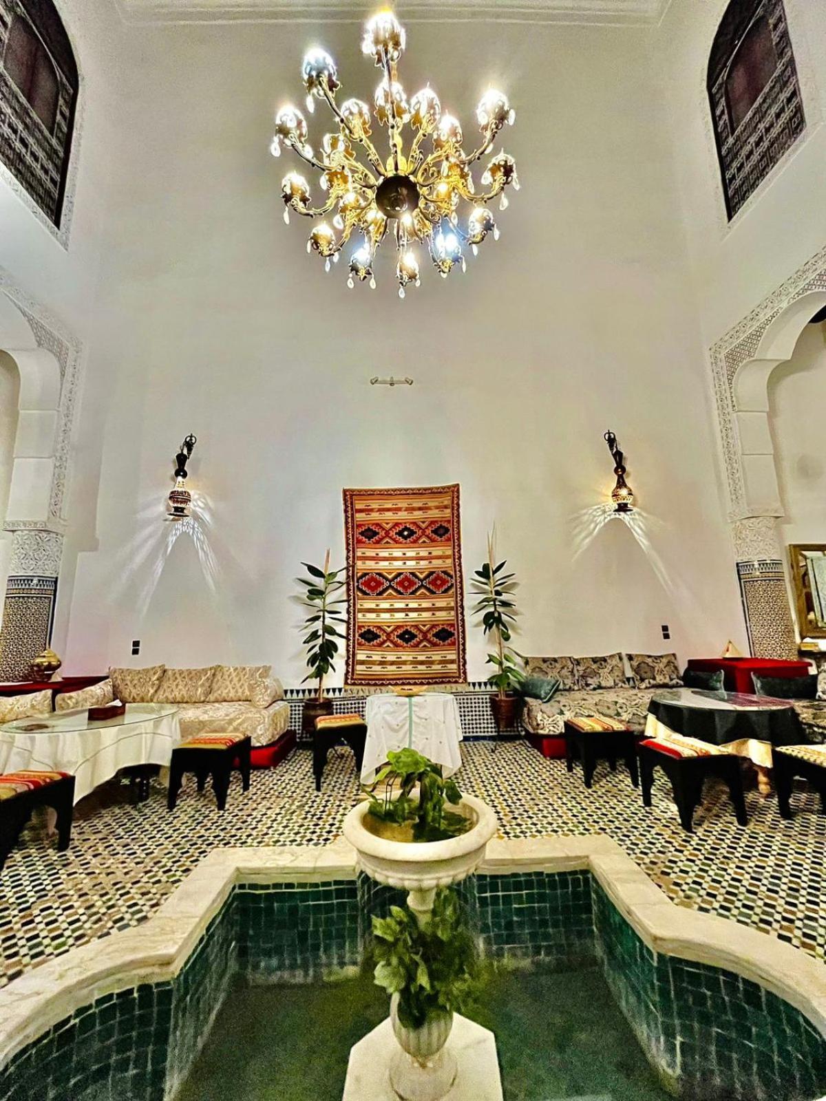 Riad Lalla Zoubida Fez Buitenkant foto